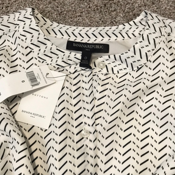 NWT- Banana Republic - 8 - Picture 2 of 6